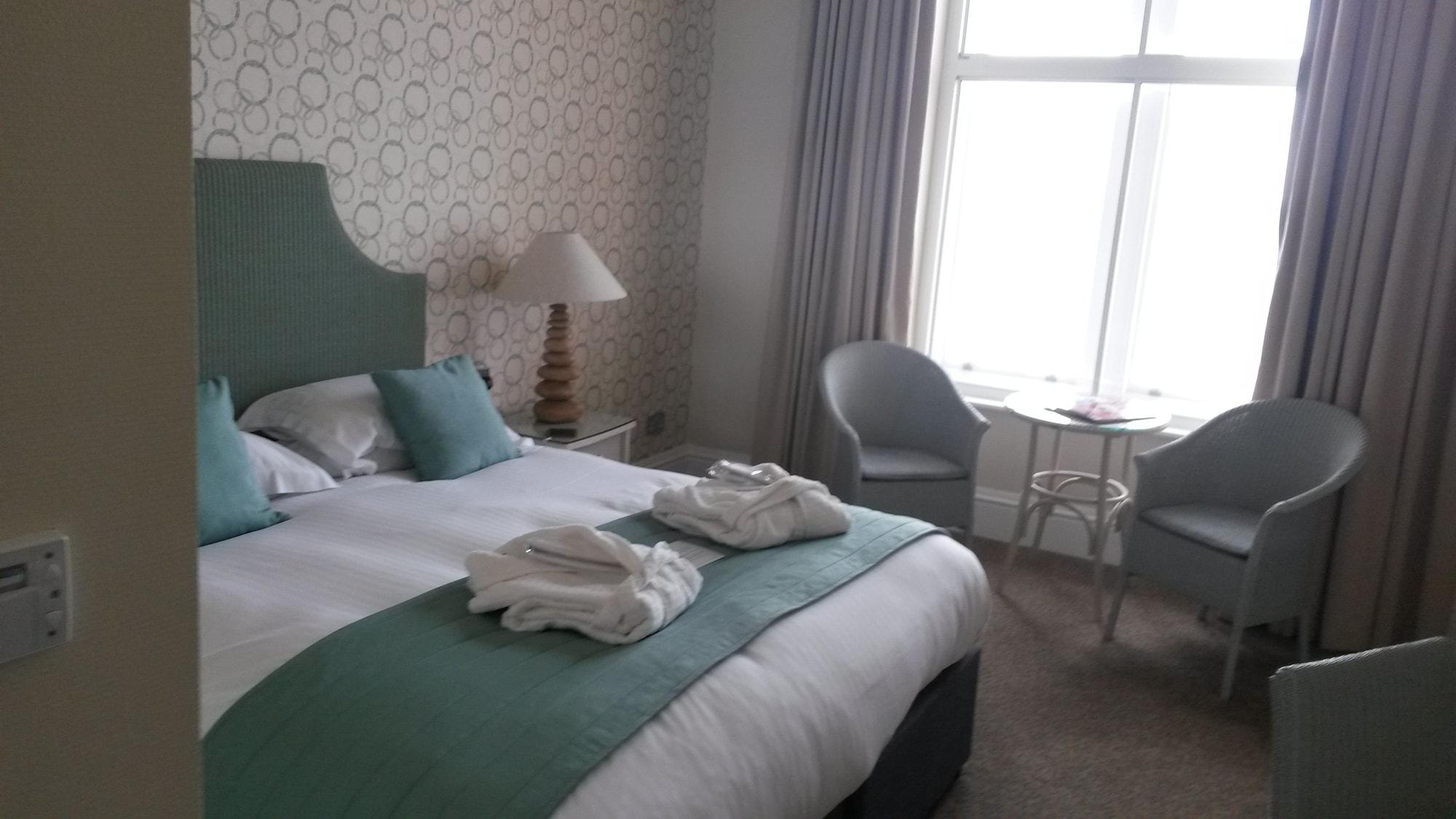 The Headland Hotel And Spa นิวคีย์ ภายนอก รูปภาพ